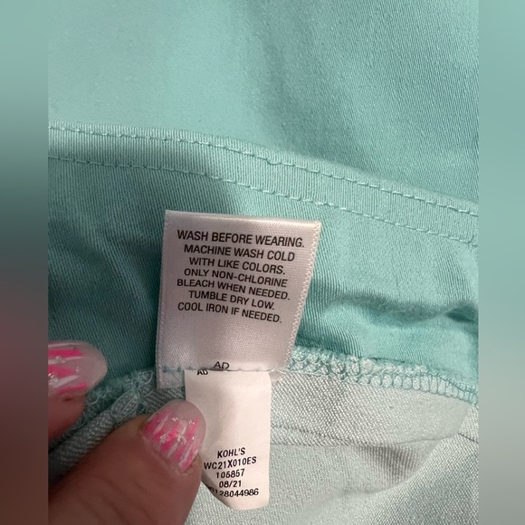 Croft & Barrow|Capris|Size 16P - Picture 4 of 8